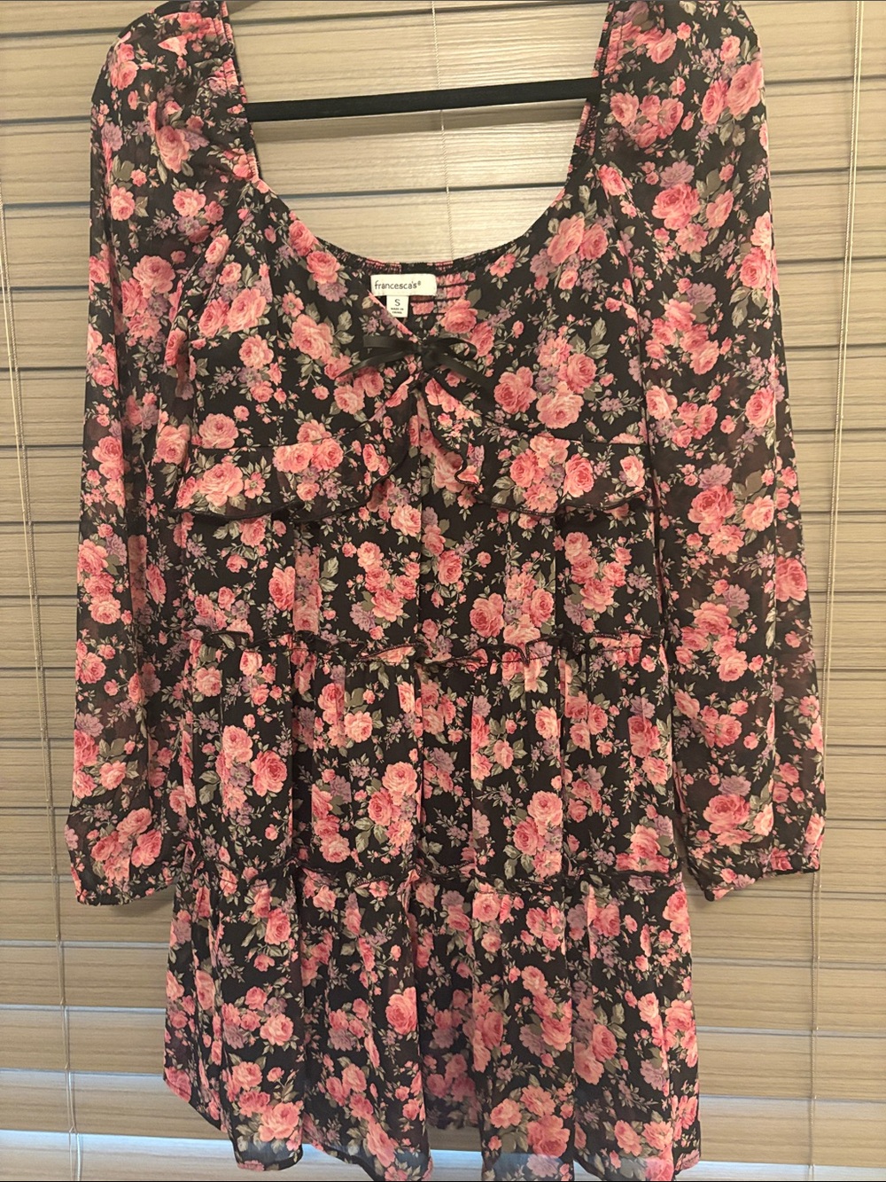 Francesca's Collections Black Floral Ruffle Peasant Tunic - Pink Rose Print